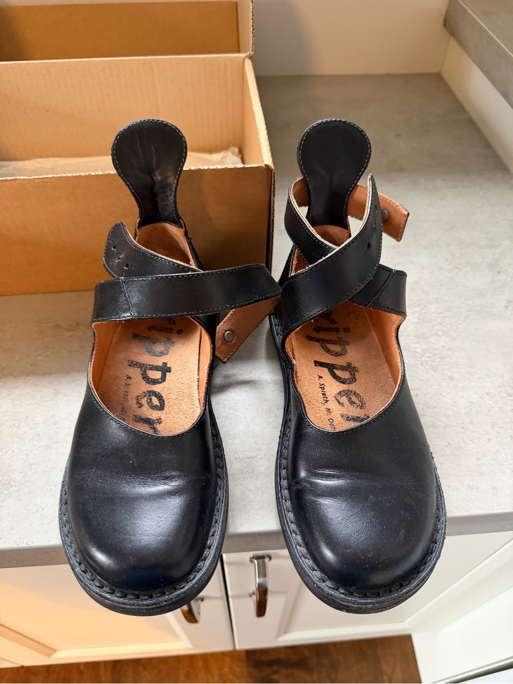 Black Leather Mary Jane Strap Shoes